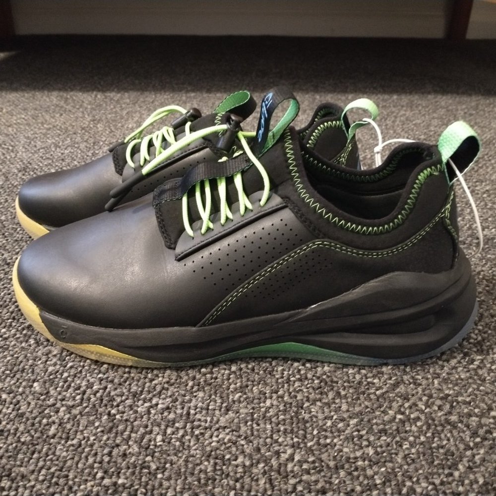 Clove Women's Black Colorful Bottom Neon Green Laces Size 7.5 New w/out Box